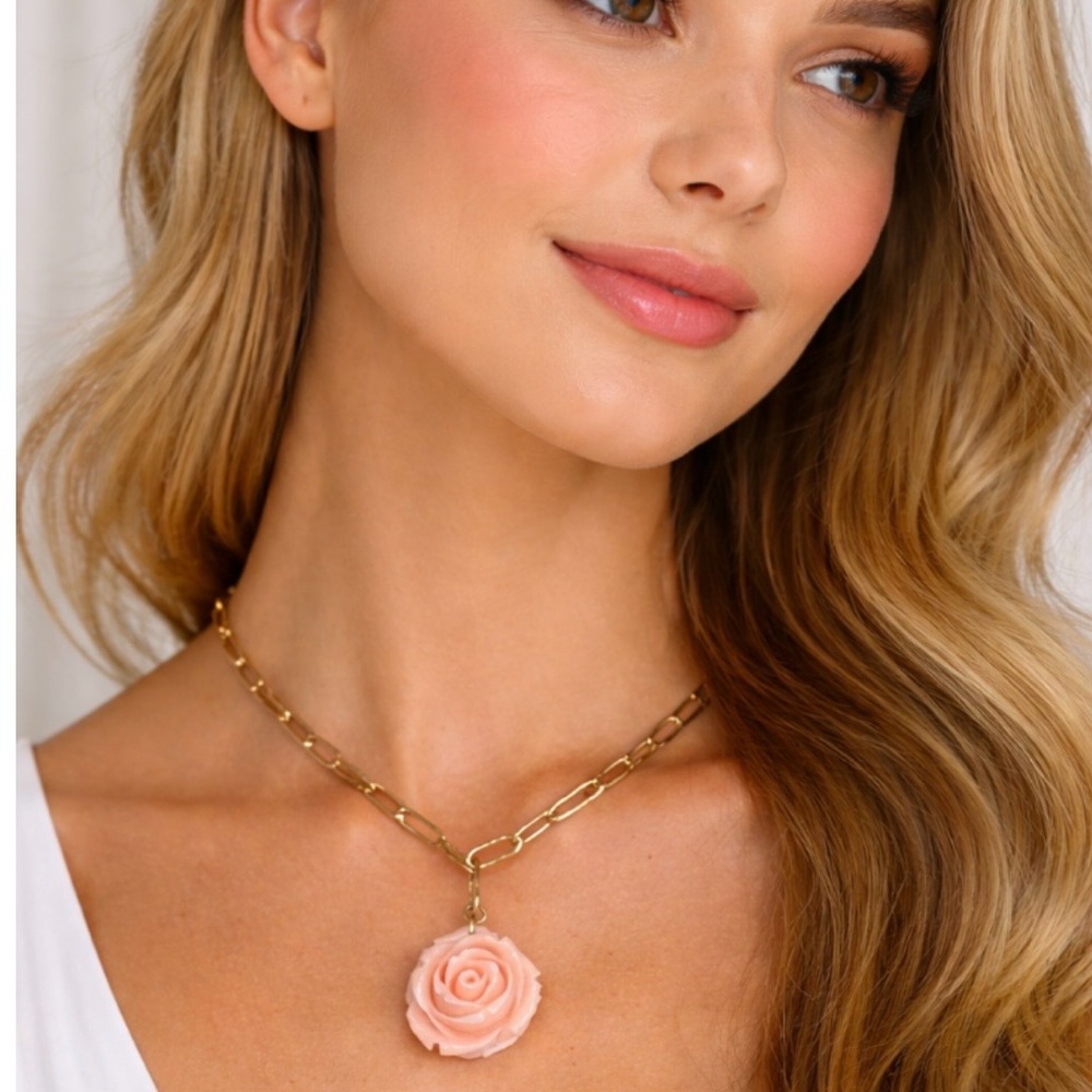 Gag & Lou Ronsard Rose Pendant Necklace Gold Chain Pink Floral Charm 🌸